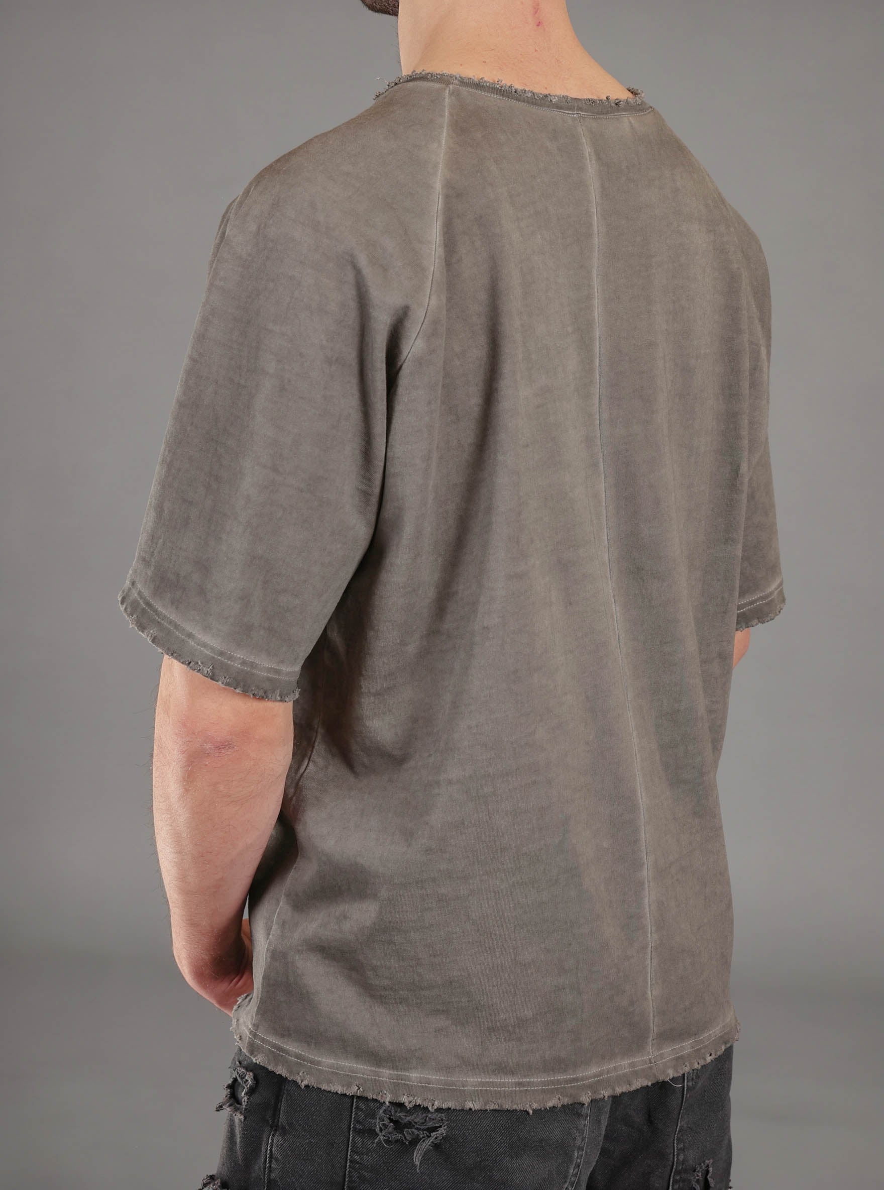 LOGO TEE